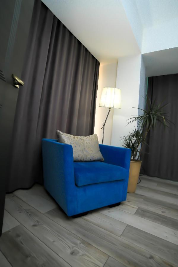 Astra Hotel Almaty Esterno foto